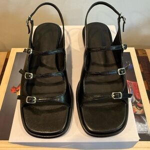 Pêche Black Multi-Strap Sandals with Adjustable Slingback